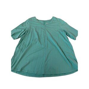 D&Co Essentials Blue Short Sleeve V-Neck Top Women's Size 1x Casual Shirt